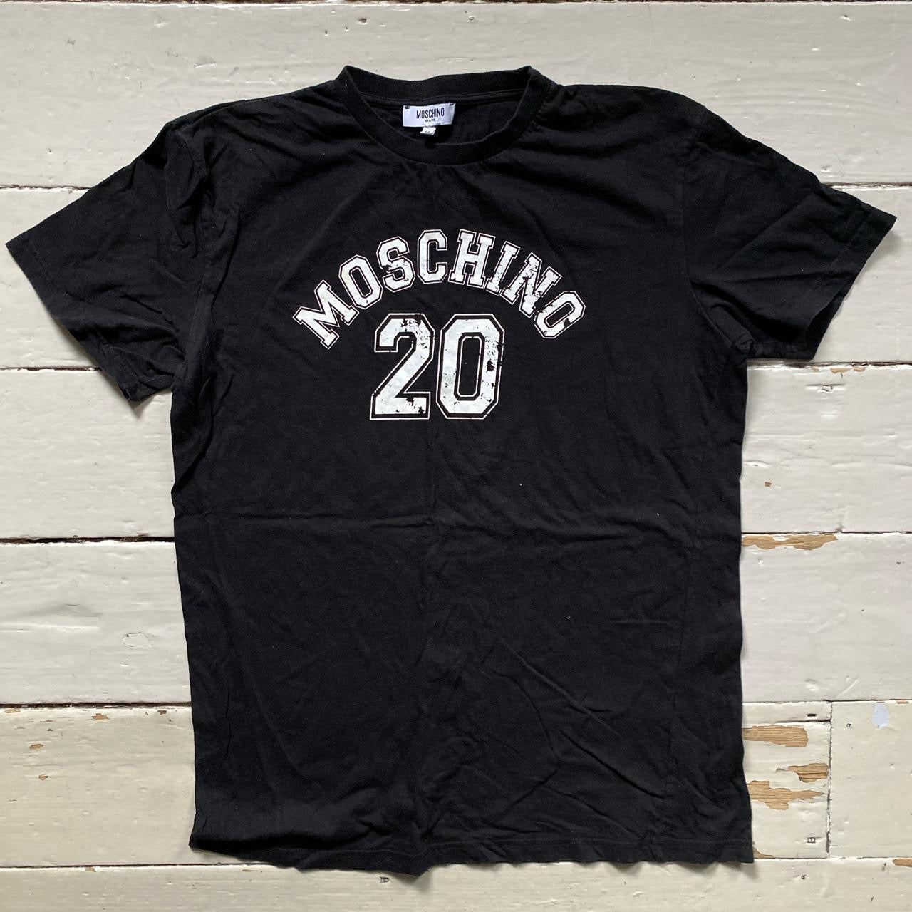 Moschino Vintage T Shirt (Medium)