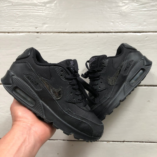 Nike Air Max 90 Black (UK 4)