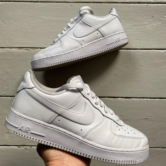 Nike Air Force 1 White (UK 9)