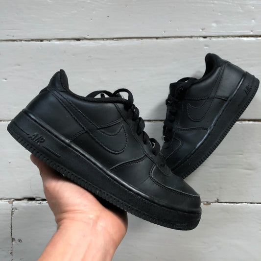 Nike Air Force 1 Black (UK 5)