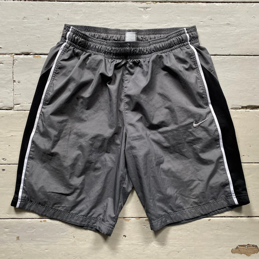 Nike Shell Shorts Grey Black (XL)