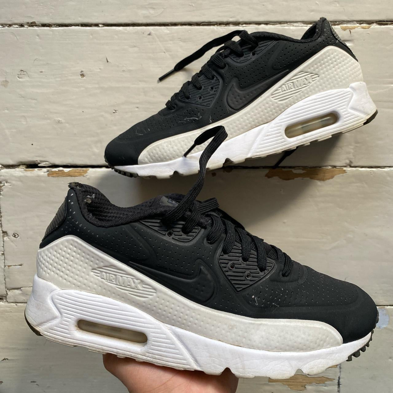Nike Air Max 90 Ultra Black and White (UK 6)