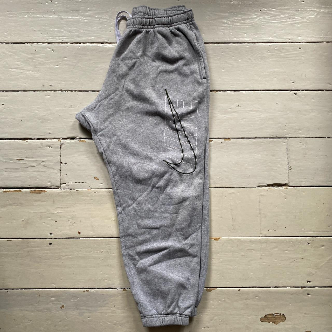 Nike Swoosh Club Stitch Joggers (XXL)