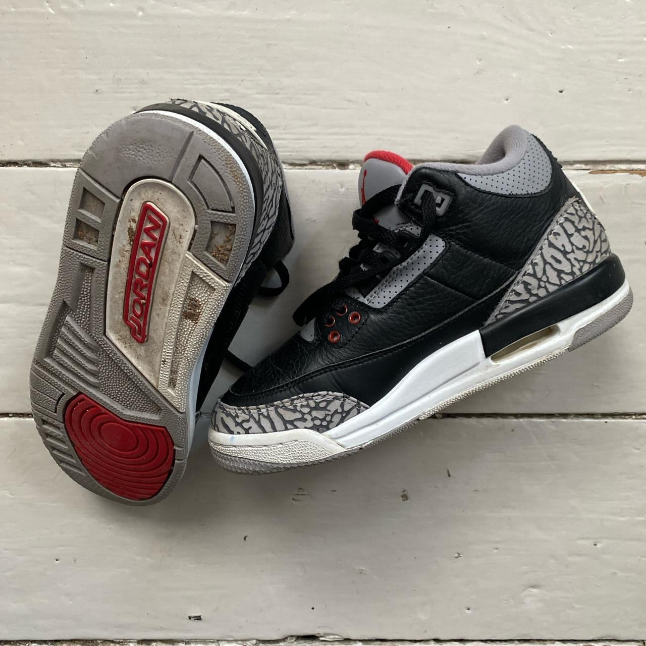 Jordan 3 Black Cement (UK 4)