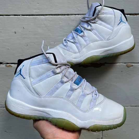 Jordan 11 Legend Blue (UK 6)