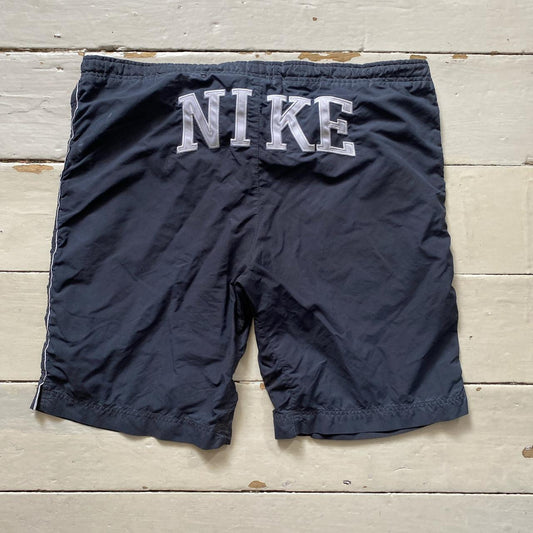 Nike Vintage Spellout Shorts (XL)