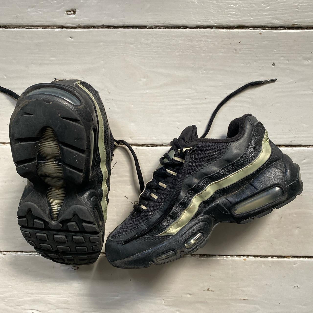 Nike Air Max 95 Black and Gold (UK 4.5)