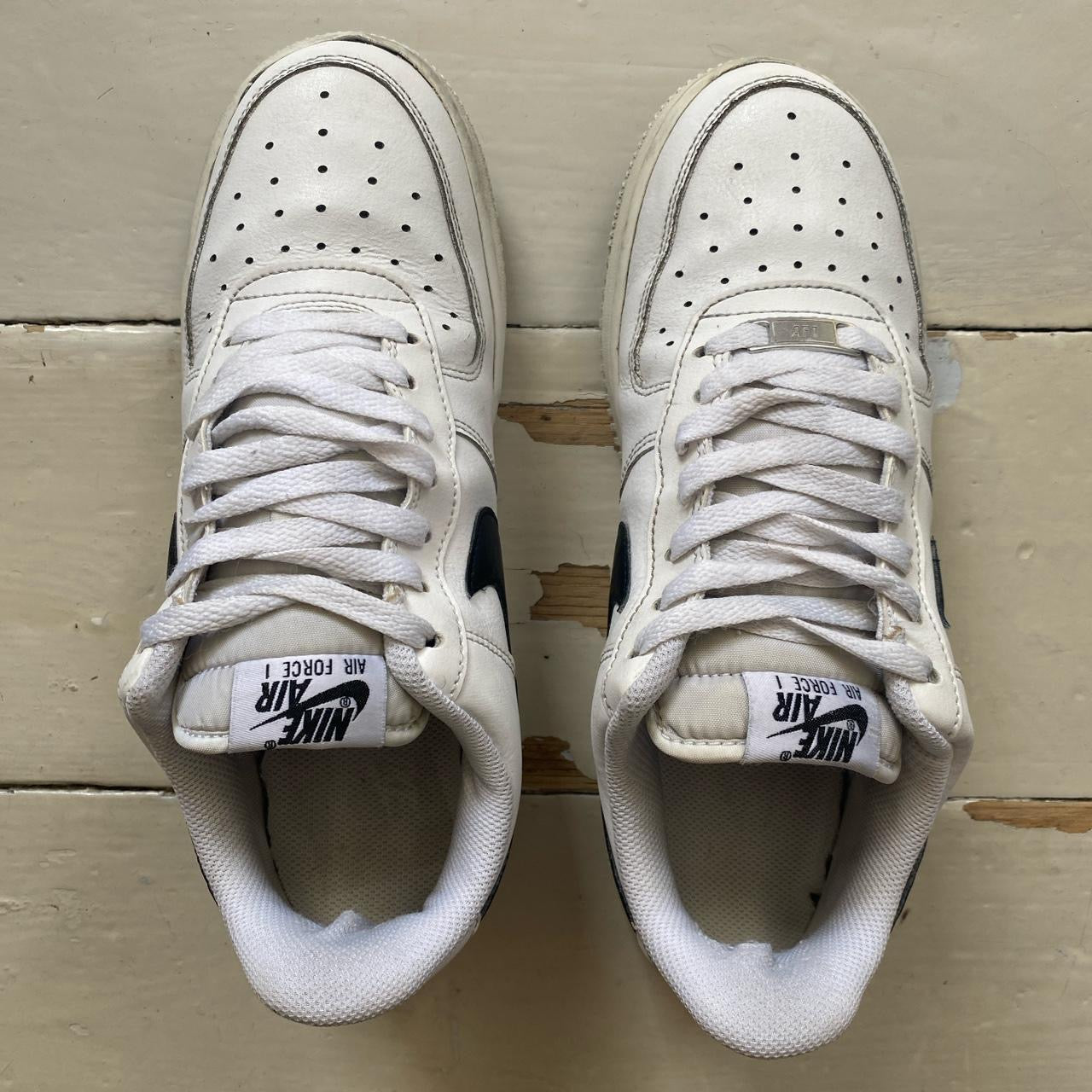 Nike Air Force 1 White and Black (UK 6)