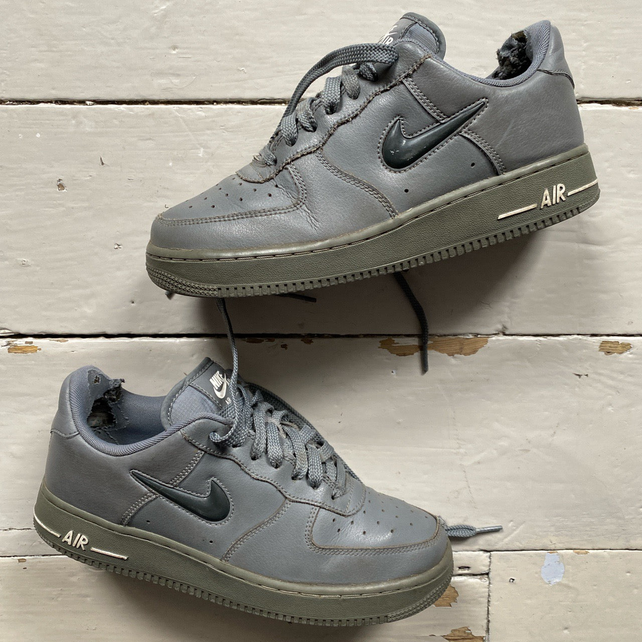 Nike Air Force 1 Grey Jewel (UK 6)