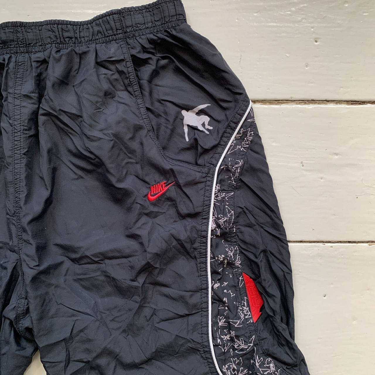Nike Air Vintage Shell Shorts (Large)