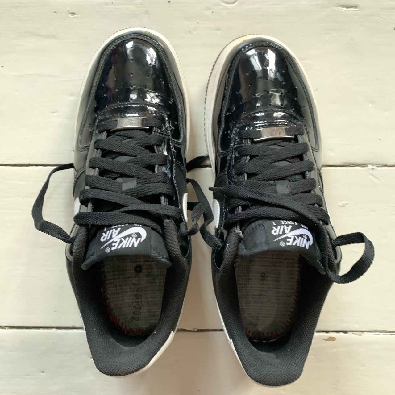 Nike Air Force 1 Black Patent and White (UK 6)