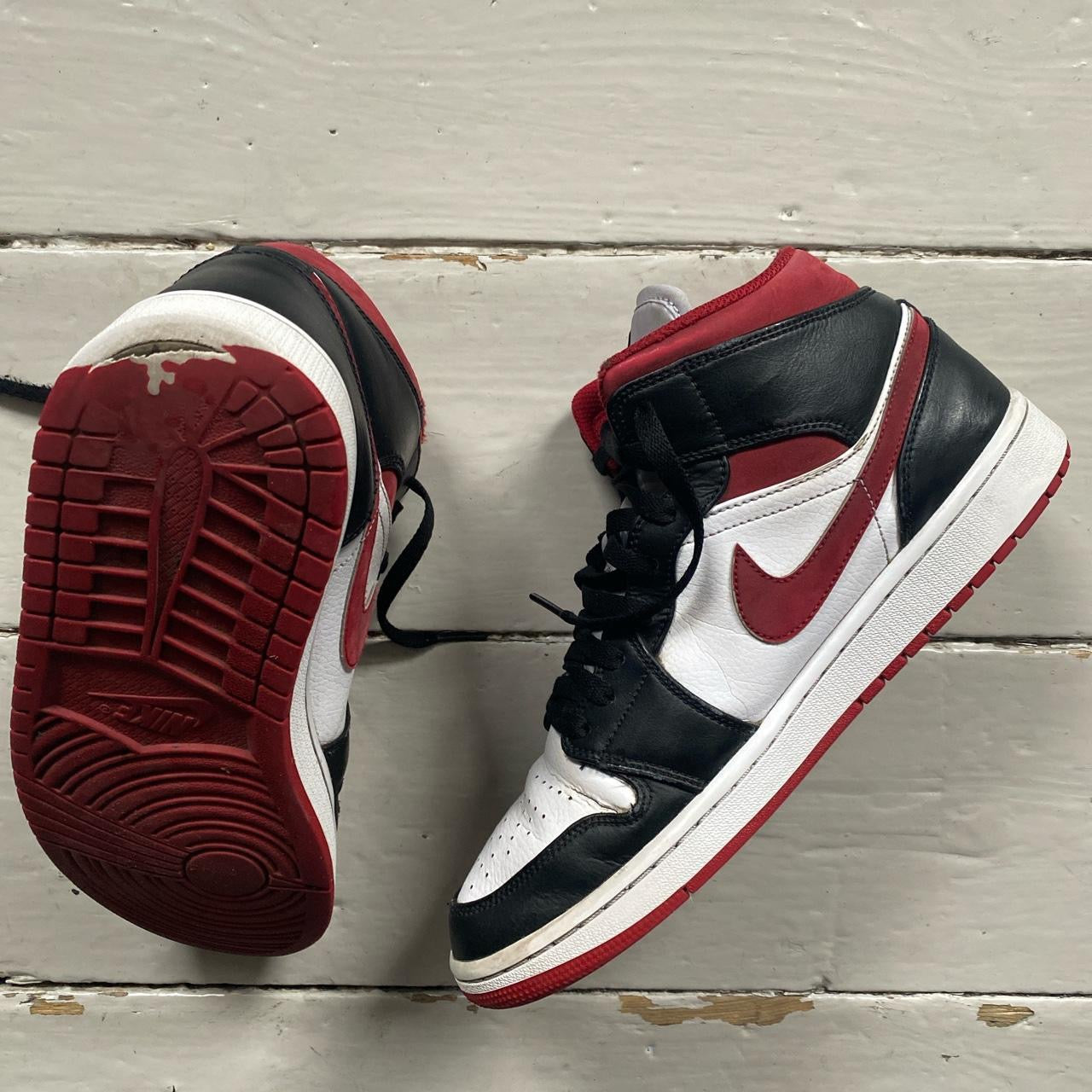 Jordan 1 Black Gym Red Mid (UK 8.5)