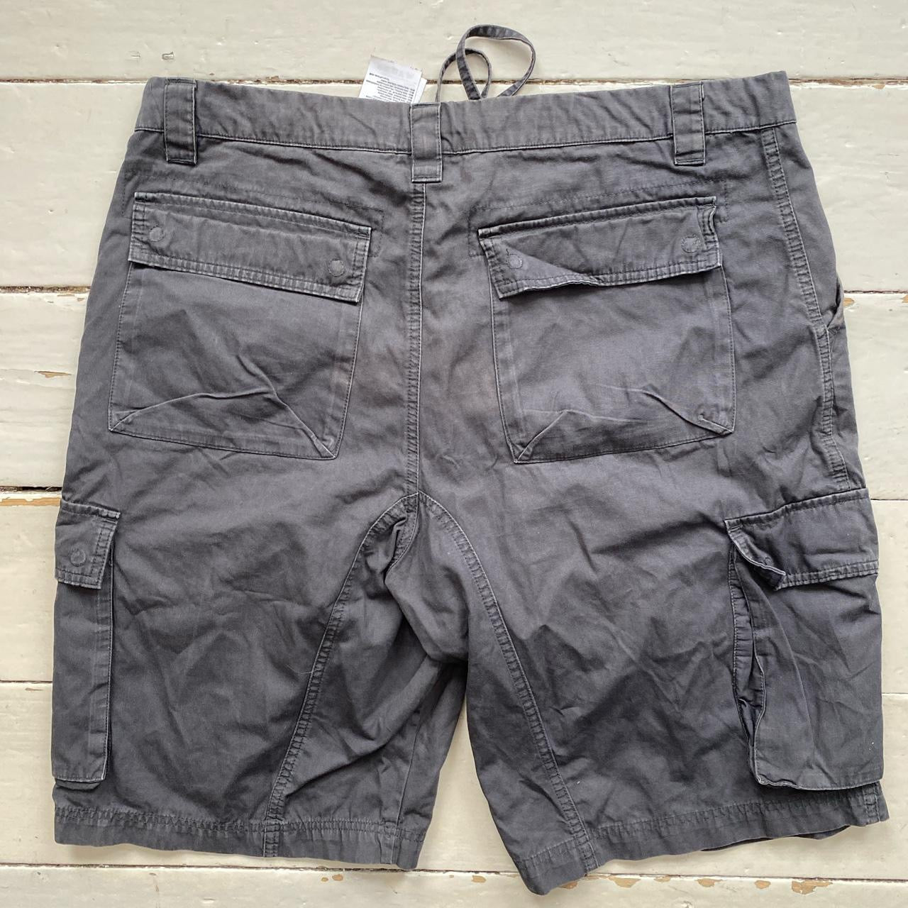 Nike Swoosh Cargo Shorts (XL)